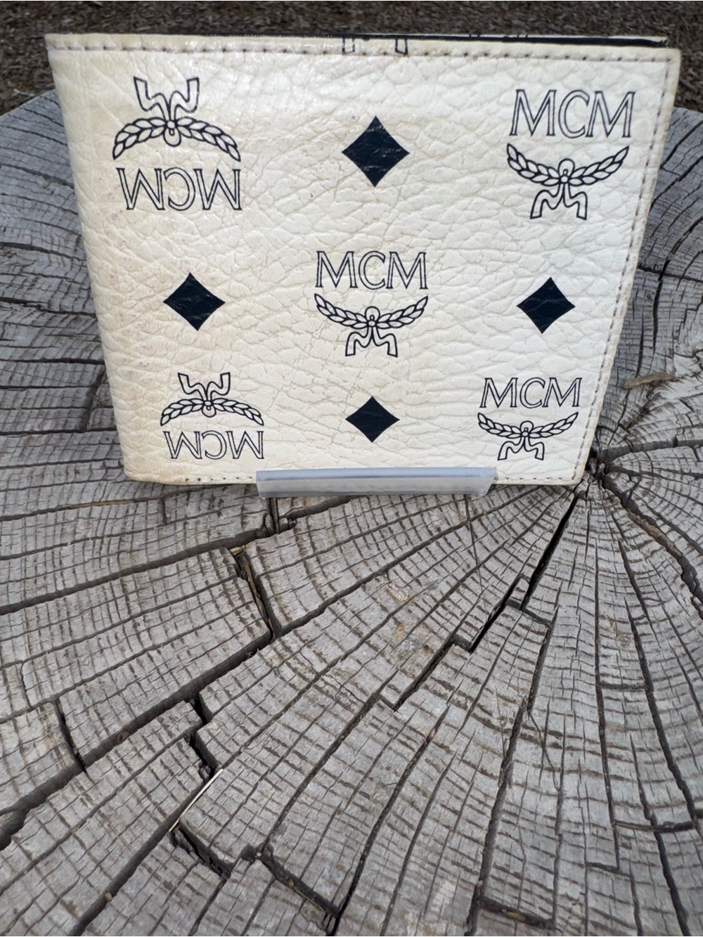 MCM made in Germany Cream Wallet EUC